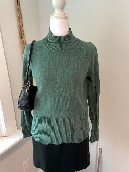 LOFT Sweaters - LOFT Forest Green Mock Neck Knit Sweater, Ribbed Hem, Women's Size S
